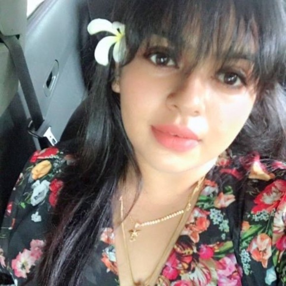 Profile Picture of Chabi Gupta (@chabi_gupta) on Poshmark