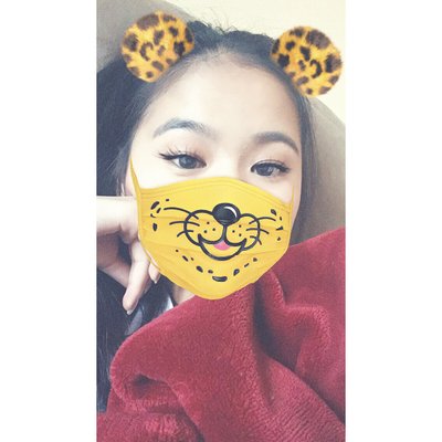 Profile Picture of Lily Vue (@LilyVue2) on Twitter