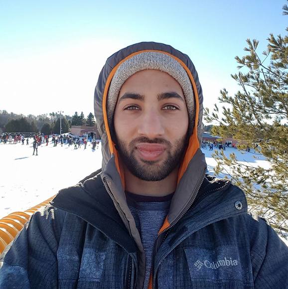 Profile Picture of Guy Daniels (@guydaniels) on Poshmark