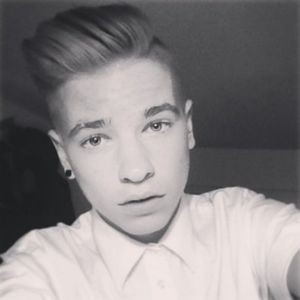 Profile Picture of Harrison Hunt™ (@harrisonhuntt) on Myspace