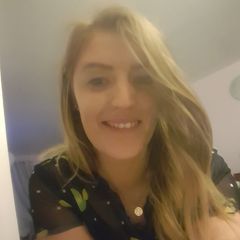 Profile Picture of Carly Bollard (@carlybollard) on Tiktok