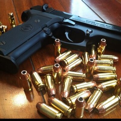 Profile Picture of Daniel Winchell (@40cals4BrkFst) on Twitter