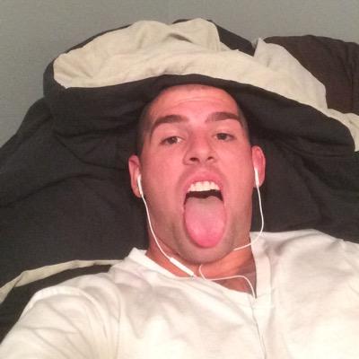 Profile Picture of Dan Brodie (@Pockethercules8) on Twitter
