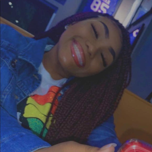 Profile Picture of Jazzmine.jada Crouther (@jazzminejada) on Poshmark