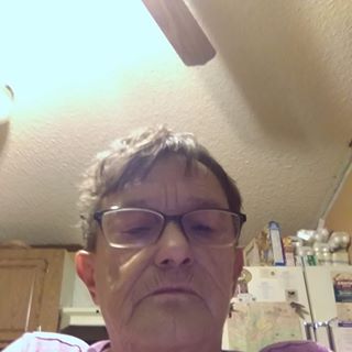 Profile Picture of Dee Robinett (@dee.robinett.5) on Facebook