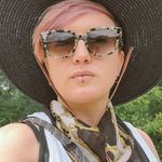 Profile Picture of Jen Palmer (@hey_jenny_wren) on Instagram