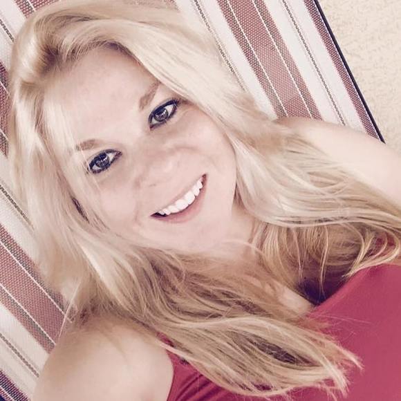 Profile Picture of Brianne Kirschner (@briannekirsch) on Poshmark