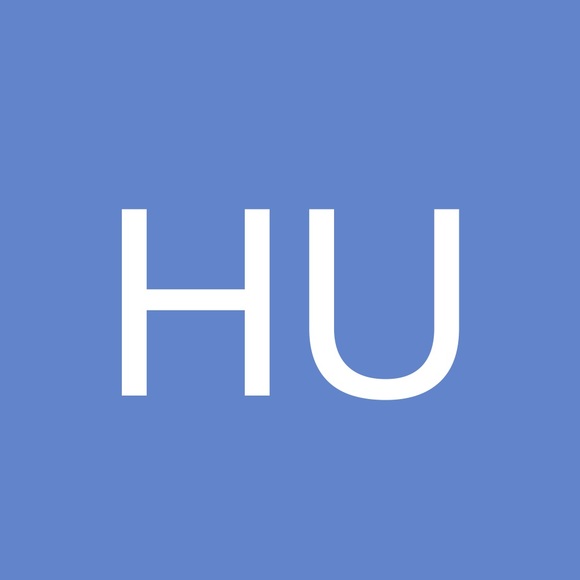 Profile Picture of Hannah Undseth (@hannahundseth) on Poshmark