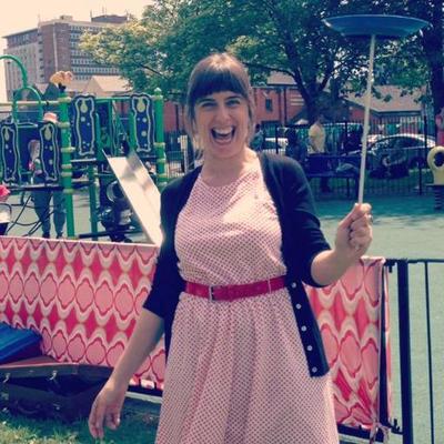 Profile Picture of Laura Howe (@@areyoulaura) on Twitter