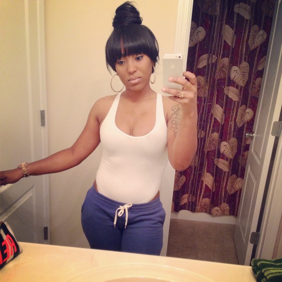 Dominique Sutton - Poshmark Profile Picture of Dominique Sutton (@msluvsutton) on Poshmark