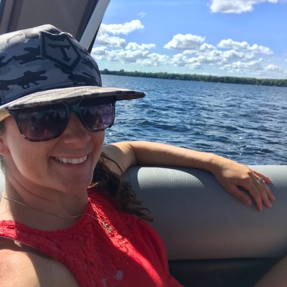 Profile Picture of Tina Tamburro (@tambo319) on Poshmark