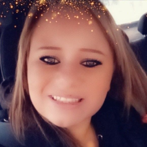 Profile Picture of Aj Joseph (@amandajoseph426) on Poshmark