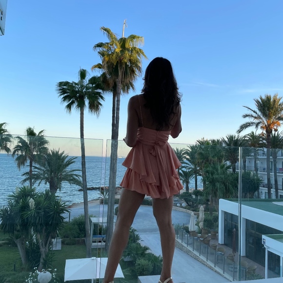 Profile Picture of Mona Ahmed (@monaafab) on Poshmark