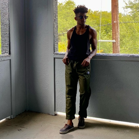 Profile Picture of Keith Alexander (@kalexander914) on Poshmark