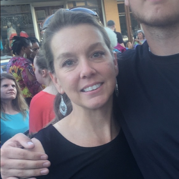 Profile Picture of Patty Pruitt (@patty_pruitt) on Poshmark