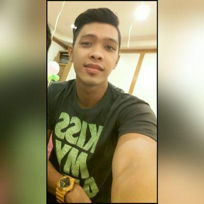 Profile Picture of John Macapayad (@johnmacapayad) on Twitter