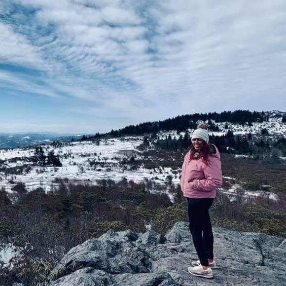 Chasity Hurt - Poshmark Profile Picture of Chasity Hurt (@chassyhurt) on Poshmark