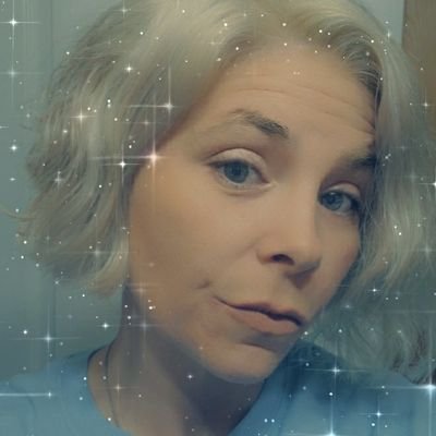 Profile Picture of Crystal Shipp (@shippsgirl) on Twitter