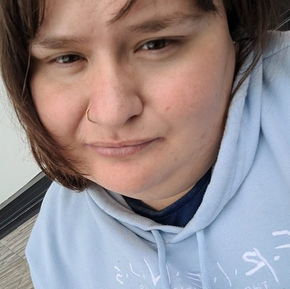 Profile Picture of Beck Tuckey (@becktuckey) on Poshmark