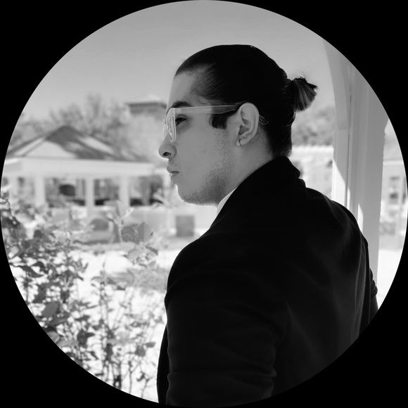 Profile Picture of Guillermo Chinchilla (@gjcr19903) on Poshmark