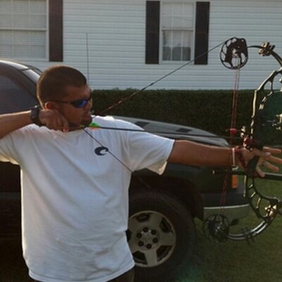 Profile Picture of Darrell Hinton (@dhinton34) on Twitter