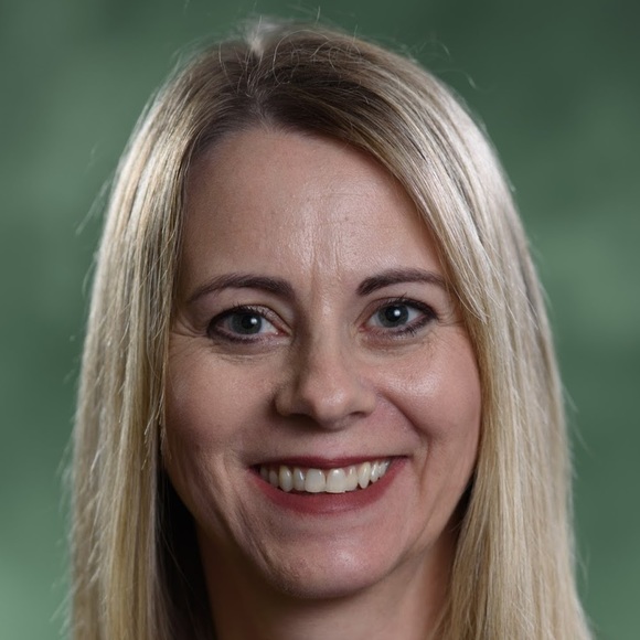 Profile Picture of Tina Timm (@timmtm) on Poshmark