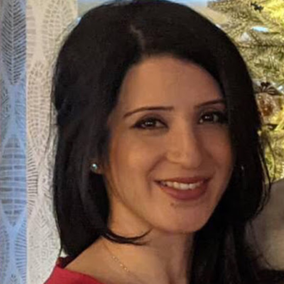 Profile Picture of Sara Kalalib (@sarakalalib) on Poshmark