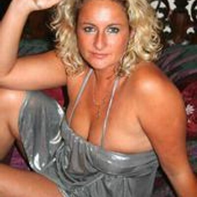 Profile Picture of Julissa Fowler (@gratefulKitty22) on Twitter