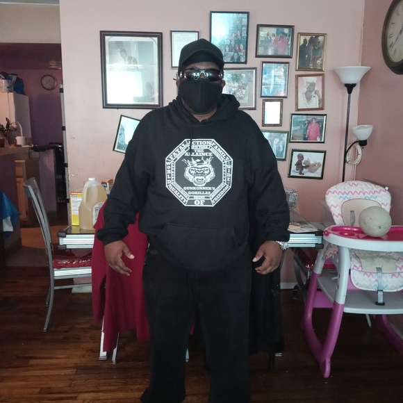 Profile Picture of Rickey Singleton (@actions) on Poshmark