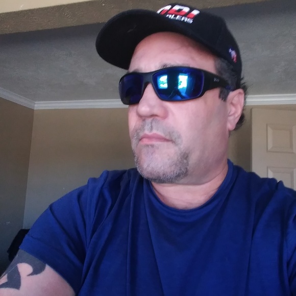 Profile Picture of Chuck Smith (@bigc73) on Poshmark