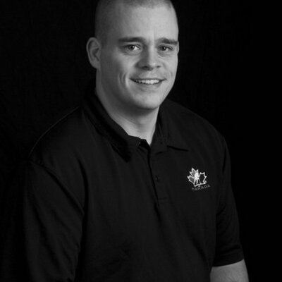 Profile Picture of Bobbie Weiss (@bobbiejils) on Twitter