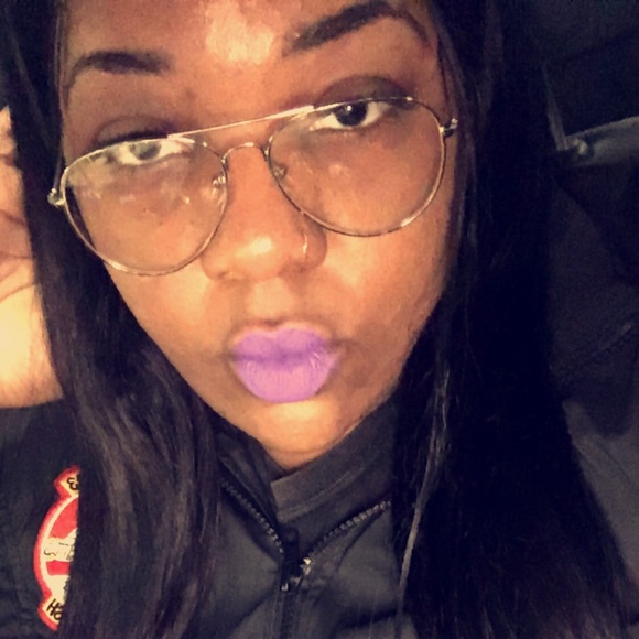 Profile Picture of Nafeesah Cowan (@cowann) on Poshmark