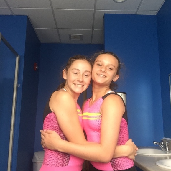 Profile Picture of Samantha Constantino (@ssam2176) on Poshmark