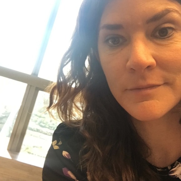 Profile Picture of Sandra Benson (@sandrasbenson) on Poshmark