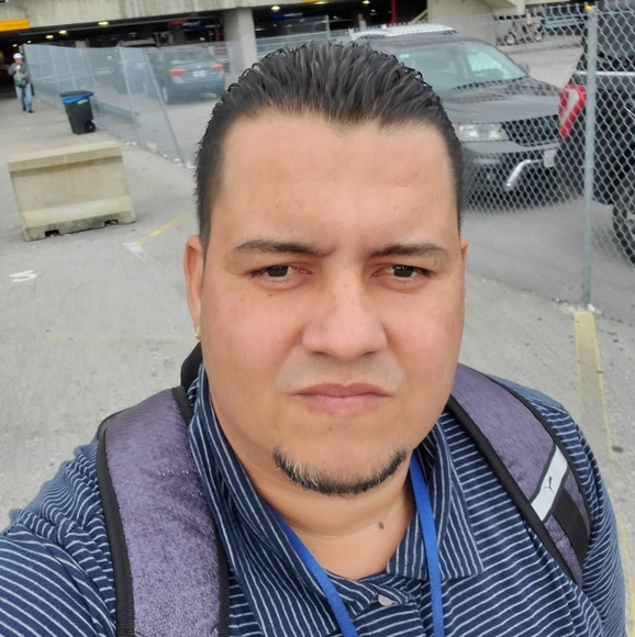 Profile Picture of Joel Negron (@joeljose) on Poshmark