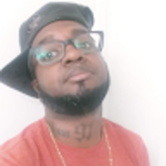 Profile Picture of Child of god Seligmiller (@cseligmiller) on Poshmark