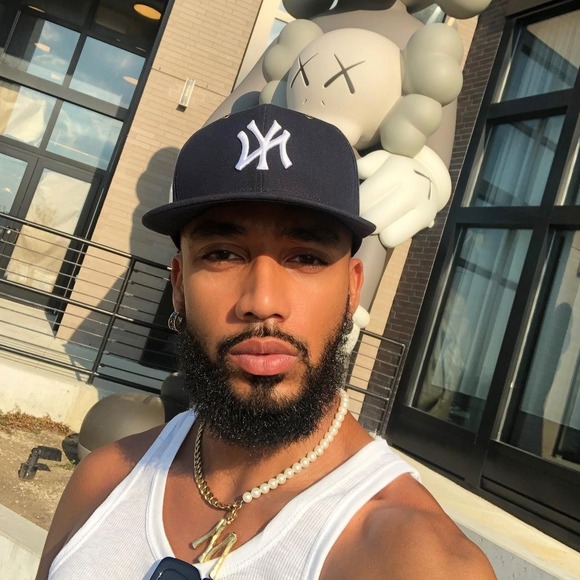 Profile Picture of Matthew Lamback (@matthew_clarke) on Poshmark