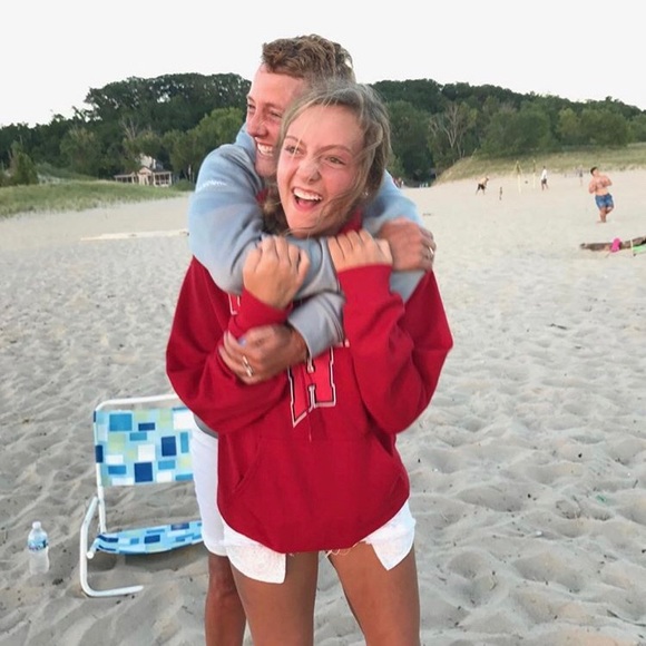 Profile Picture of Ella Danenberg (@elladanenberg) on Poshmark