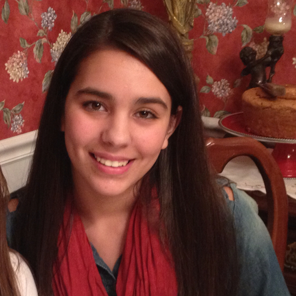 Profile Picture of Katelyn Howell (@katelynnhowell) on Poshmark