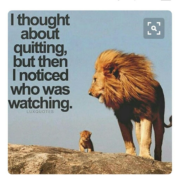 Profile Picture of Lisa Lowery (@lelelow603) on Poshmark