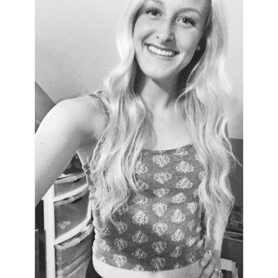 Profile Picture of Krista (@krista_vincent) on Twitter