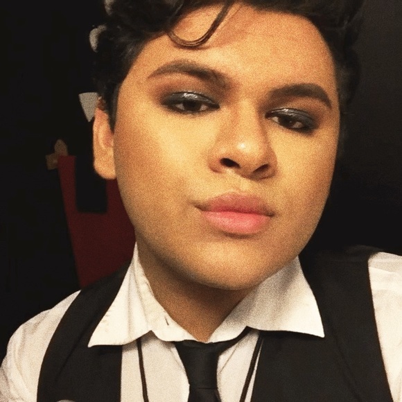 Profile Picture of Christian Olvera (@seethejaymua) on Poshmark
