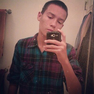 Profile Picture of Travis Maze (@HawaiianBoy791) on Twitter