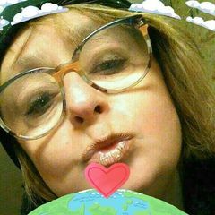 Profile Picture of Julie Oglesby (@@inglesina13) on Tiktok