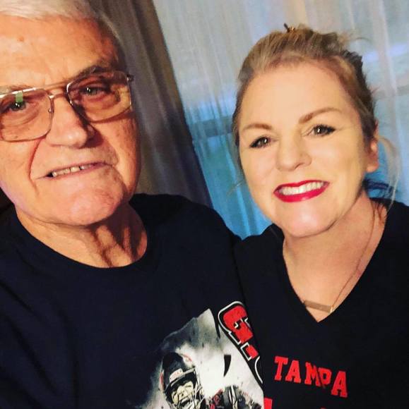 Profile Picture of Shawna Grant (@shawnarowsey70) on Poshmark