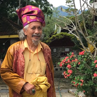 Profile Picture of Pak Habib S.H Al-Attas (@SHAlattas) on Twitter