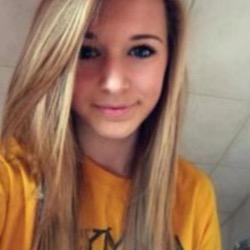 Profile Picture of Cassie Cramer (@cassiecramer28) on Twitter