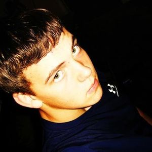 Profile Picture of Chaz Blake (@chaz_rockstar60) on Myspace