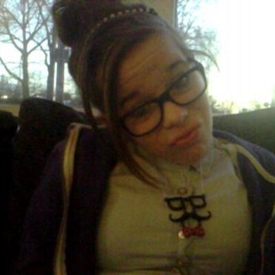 Profile Picture of Elinor James (@ElinorJamesOFFI) on Twitter