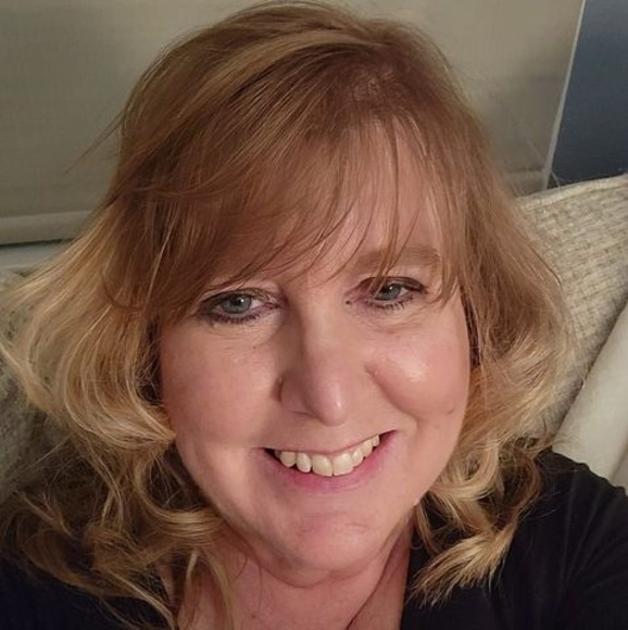 Profile Picture of Lori Marshall sheets (@lorimarshall494) on Poshmark